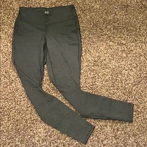 NWOT GapFit Workout Leggings